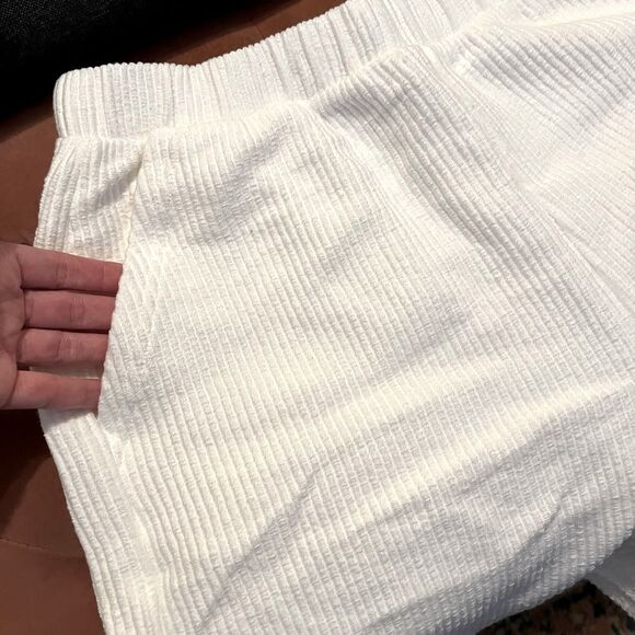 Gap Rib Easy Shorts medium tall nwt white - Picture 6 of 7